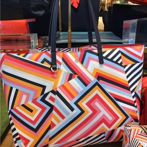 NWT Brand New Tory Burch Kerrington big Square Tote cut out t print 12169540